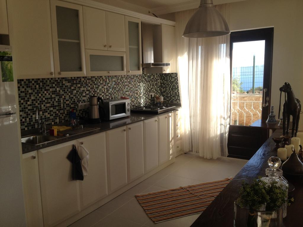 Derya Beach Apartment Κας Δωμάτιο φωτογραφία